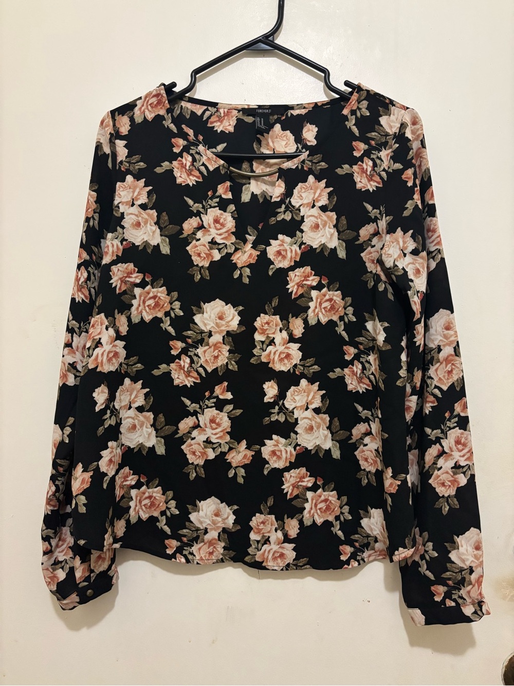 Forever 21 Black Floral Rose Long Sleeve Blouse Size Medium